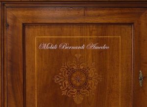 Classic sideboard in solid walnut with mother-of-pearl inlays